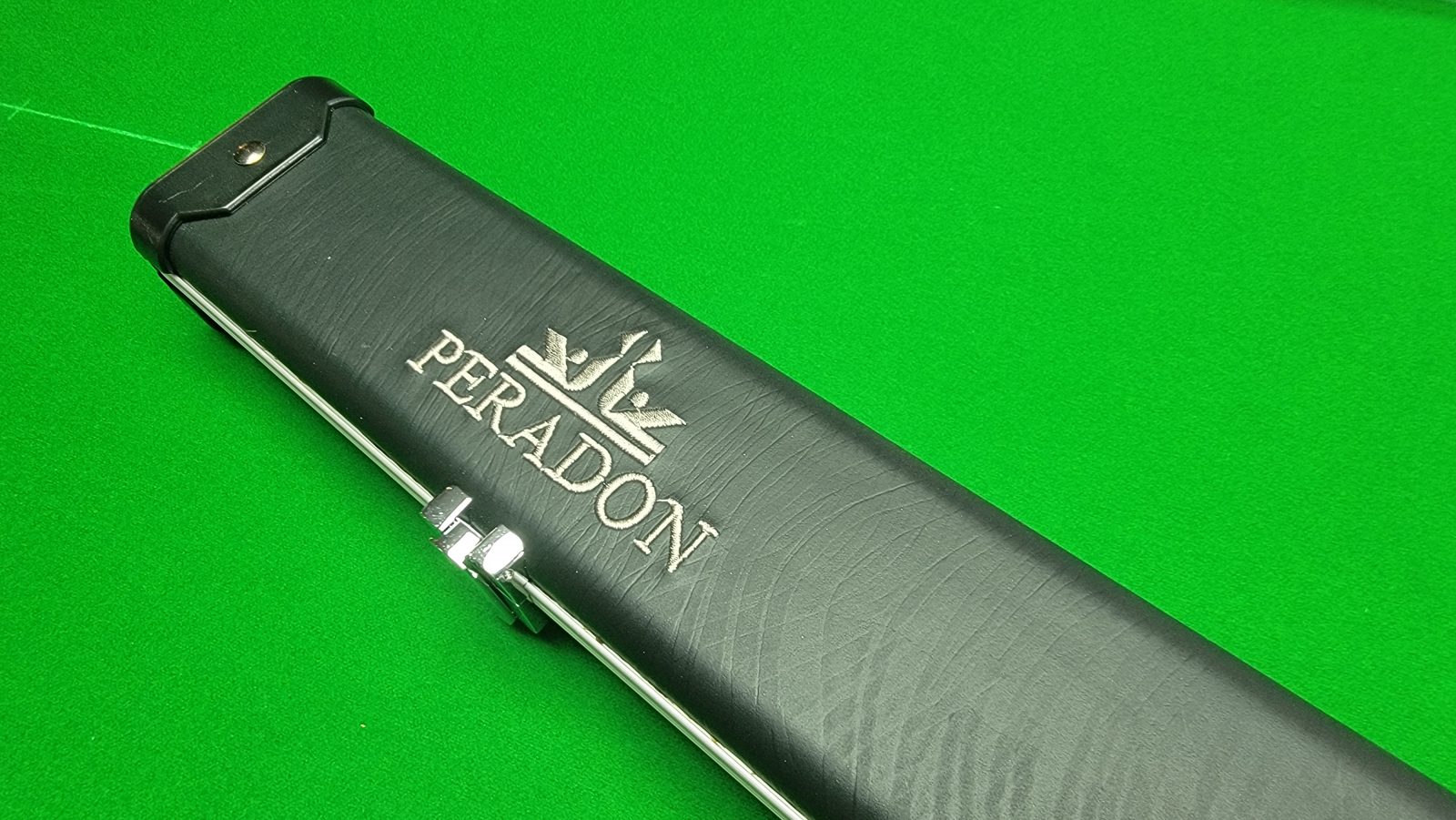 Peradon Halo 3/4  Case Black Patterned Limited Edition (HLE34BLP)